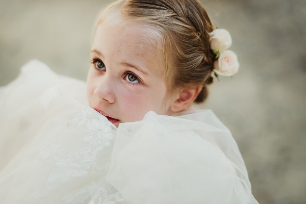 tuscan-country-chic-wedding-photography-open-field-ceremony-1043