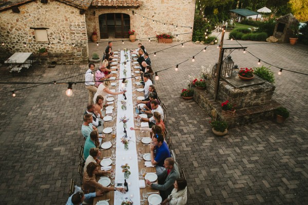 tuscan-country-chic-wedding-photography-open-field-ceremony-1141